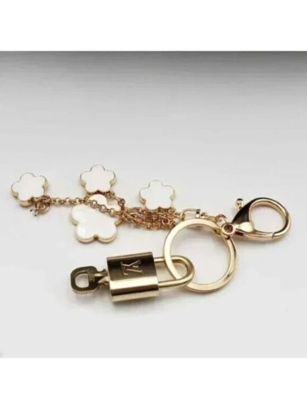 LV Gold Padlock & Key 🔒 Authentic Louis Vuitton Bag Unbranded Flower Charm - Picture 3 of 9